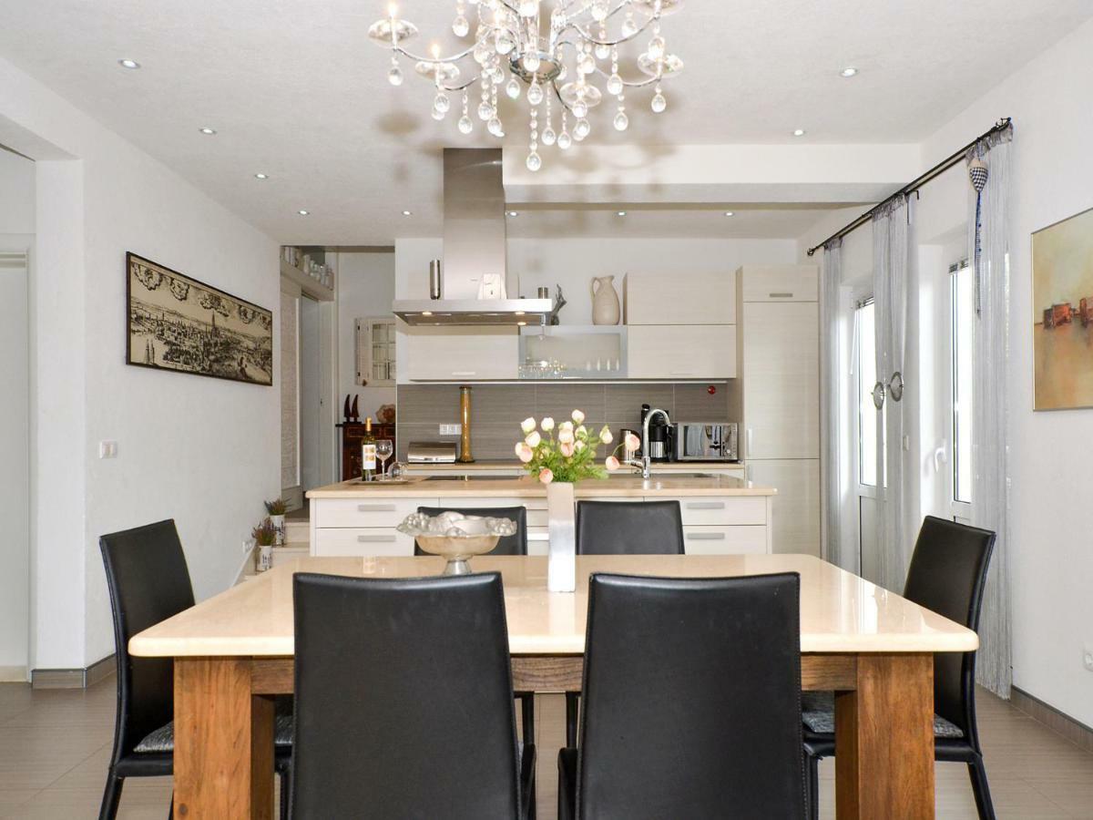 Dondras Residence Trogir Luaran gambar