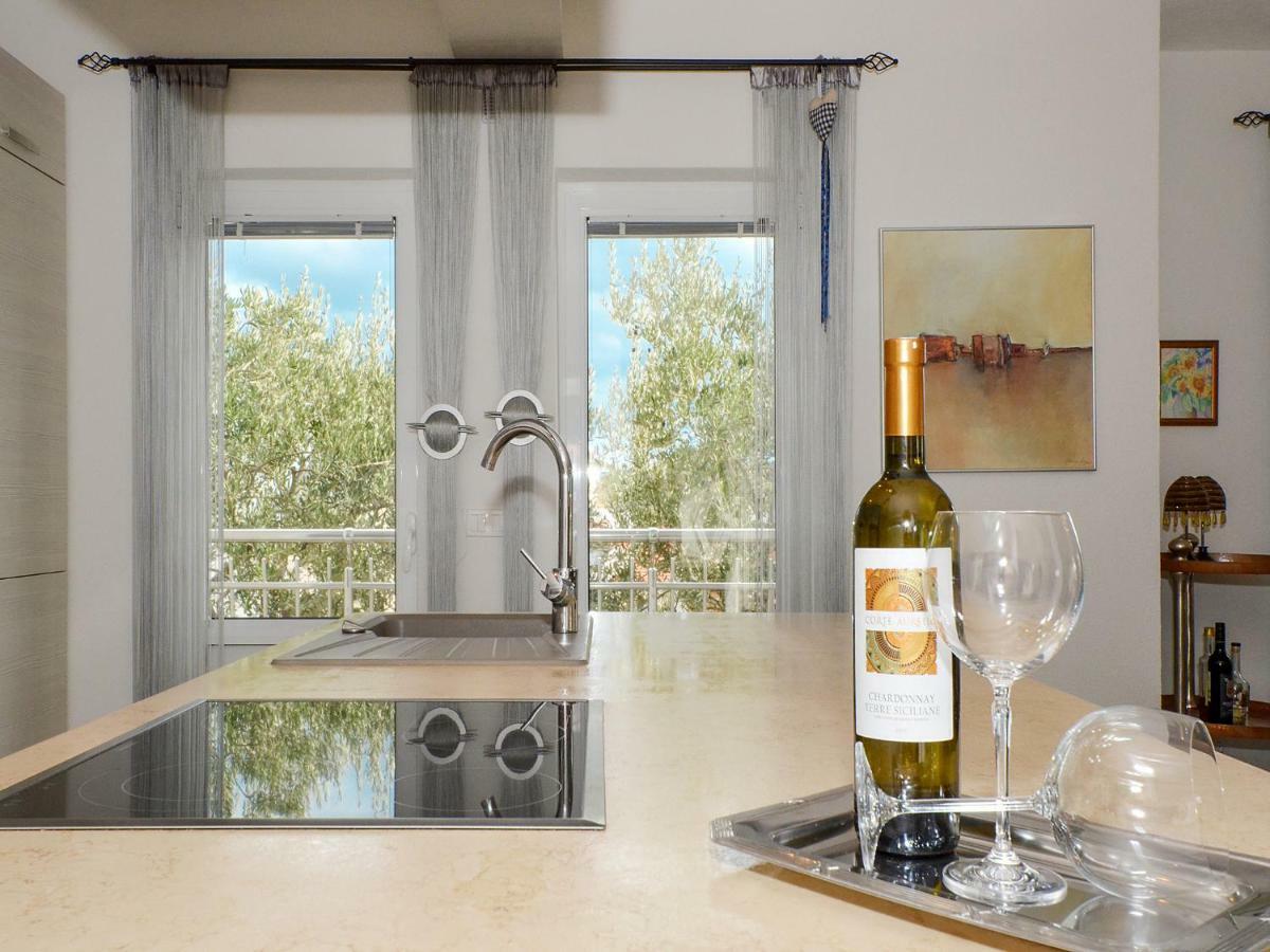 Dondras Residence Trogir Luaran gambar