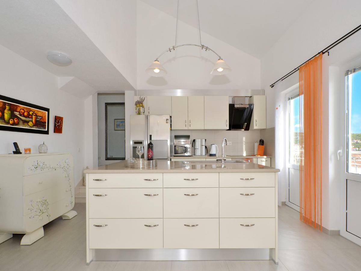 Dondras Residence Trogir Luaran gambar